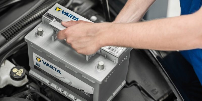 5 признаков, что аккумулятор автомобиля скоро нужно будет менять