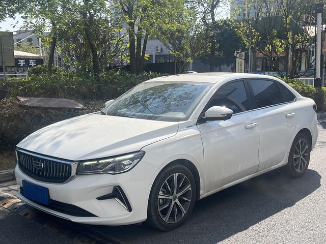 Geely Emgrand из Китая