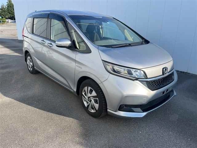 Honda Freed из Японии