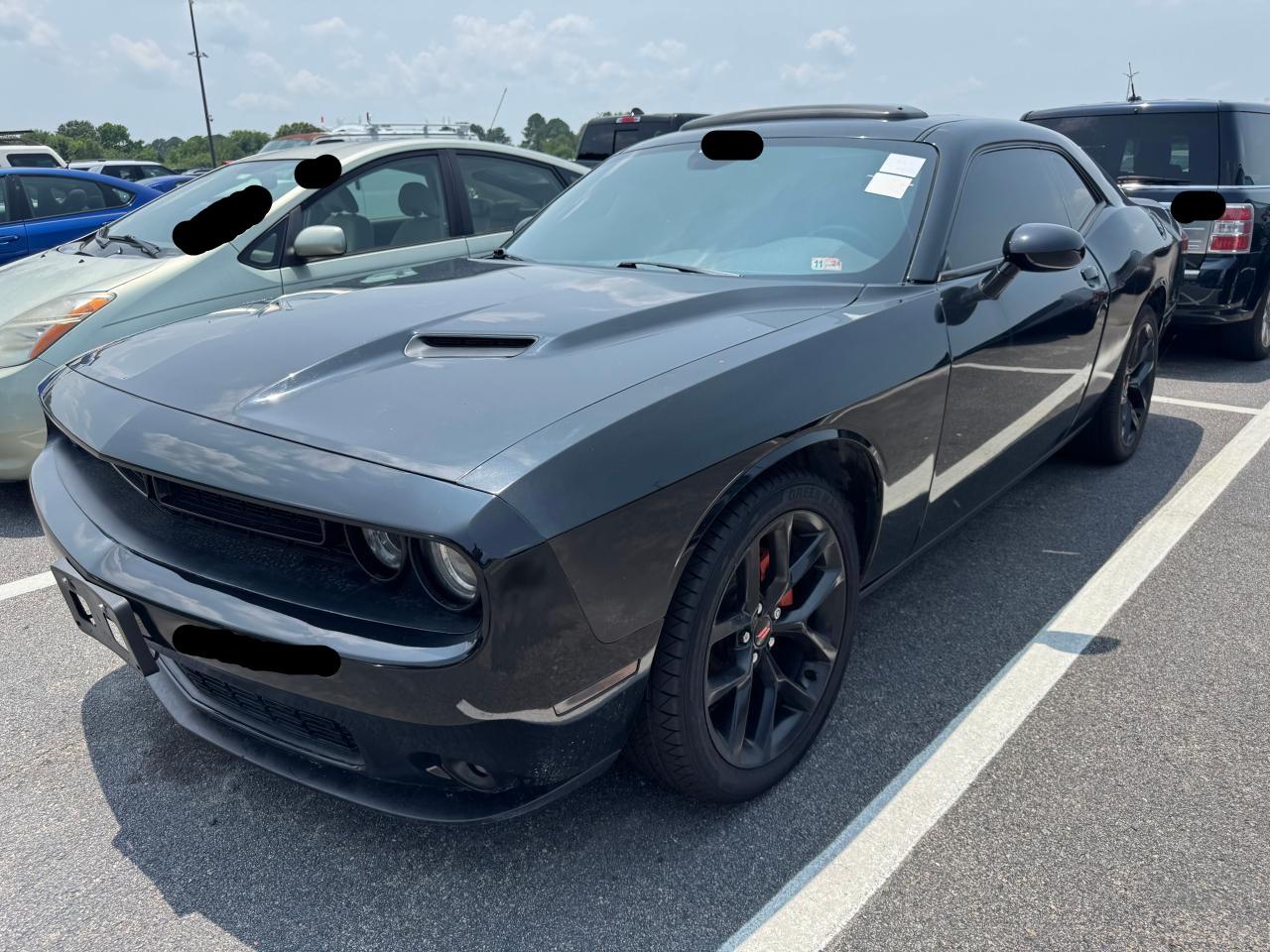 Dodge Challenger SXT из США