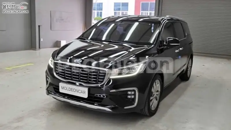 Kia Carnival из Кореи