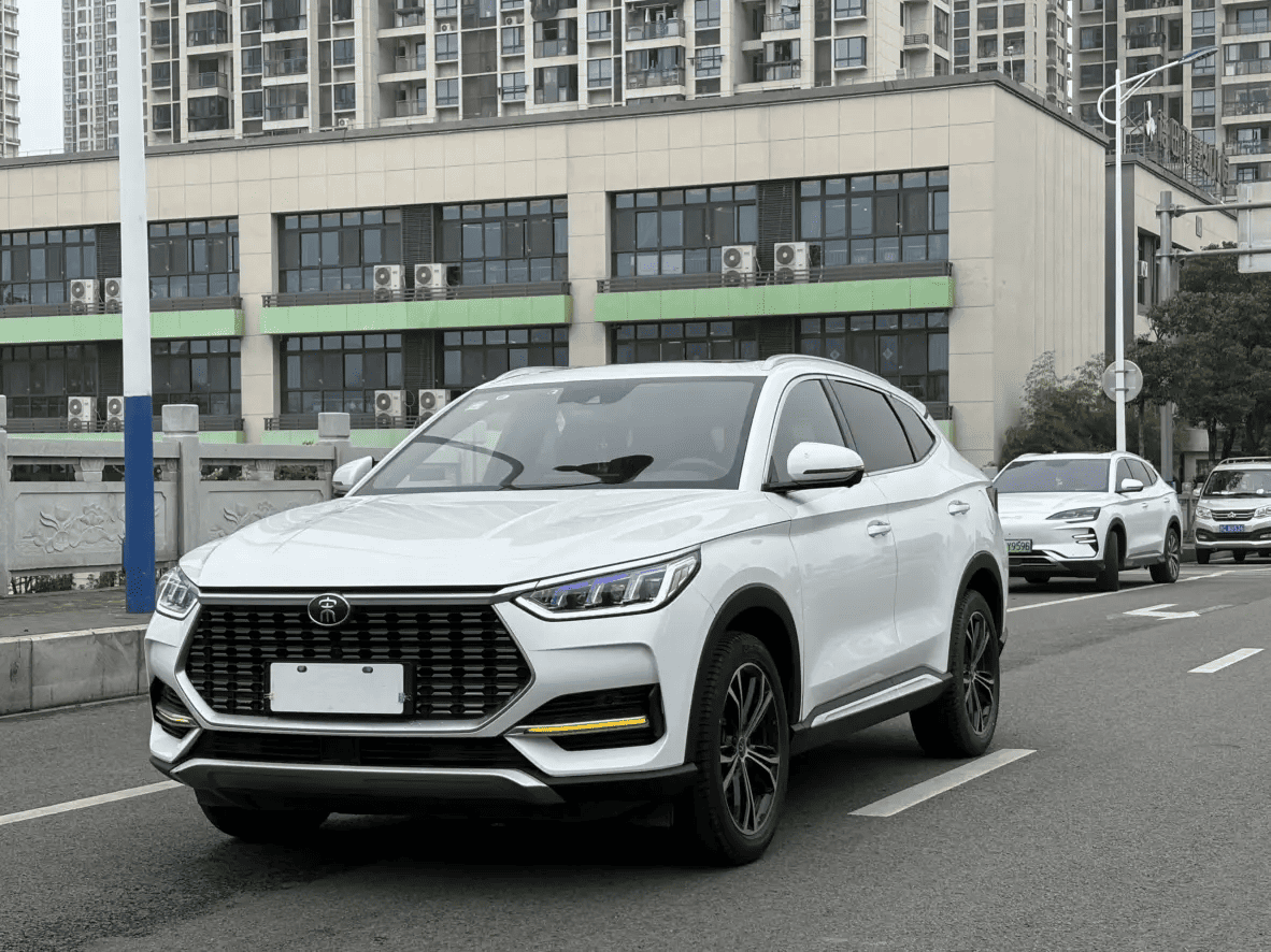 BYD Song Plus из Китая